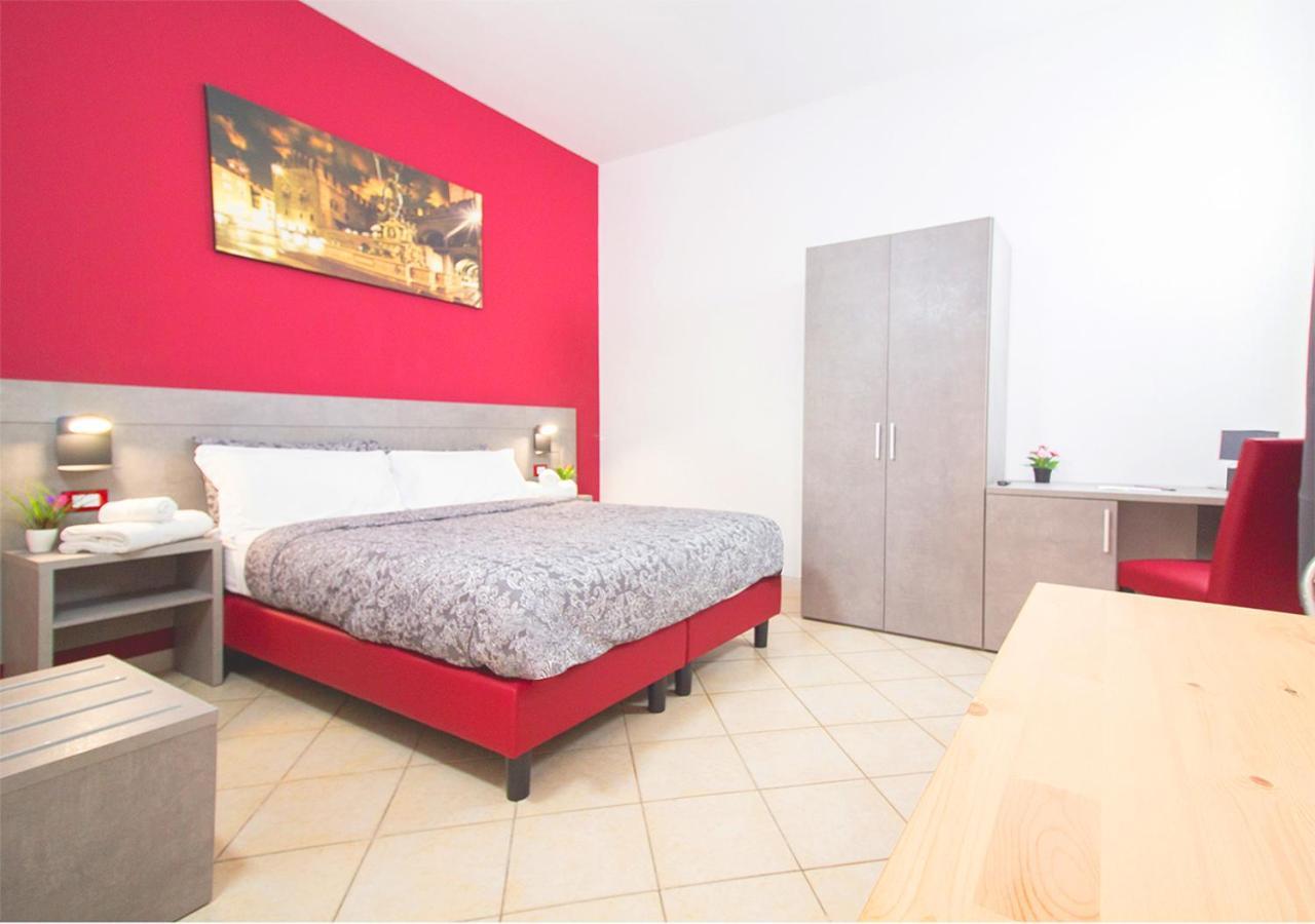 Athena Rooms - Parcheggio Privato Bologna Bagian luar foto