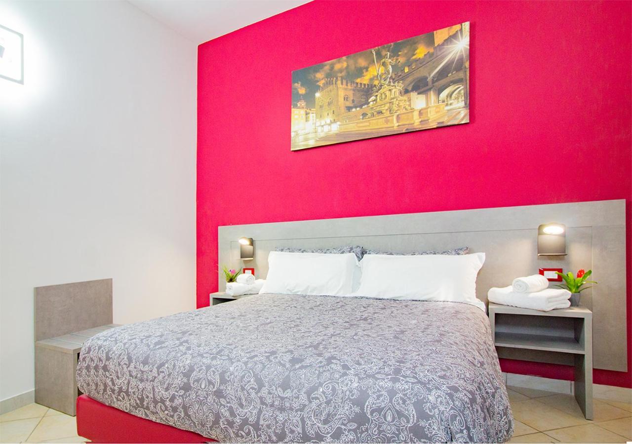 Athena Rooms - Parcheggio Privato Bologna Bagian luar foto
