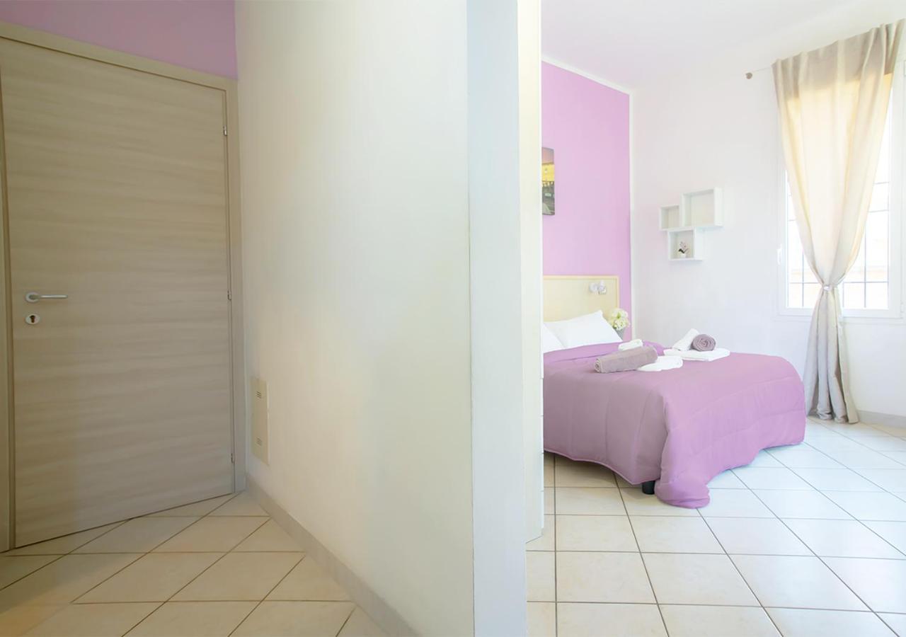 Athena Rooms - Parcheggio Privato Bologna Bagian luar foto